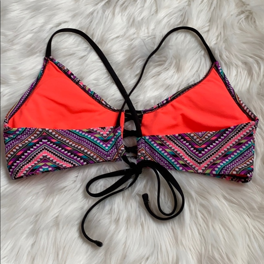 Bright Patterned Bikini Top - Picture 2 of 3